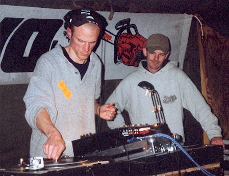 Kaf et Barouf